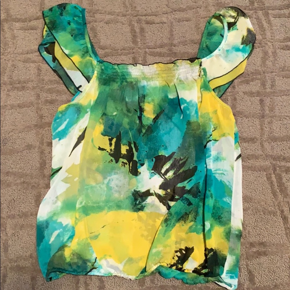 Zinc Green, Yellow & Black Sheer Top, Size Large.